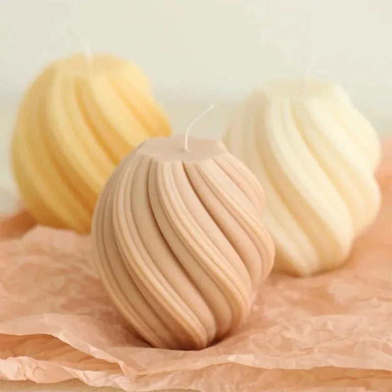 3D Swirl Pillar Candle Mold – Artistic Silicone DIY Candle Making Tool