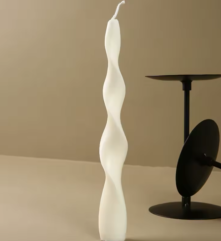 Retro Spiral Candle